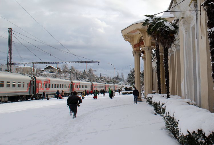 Поезд Москва - Сухум в Новом Афоне